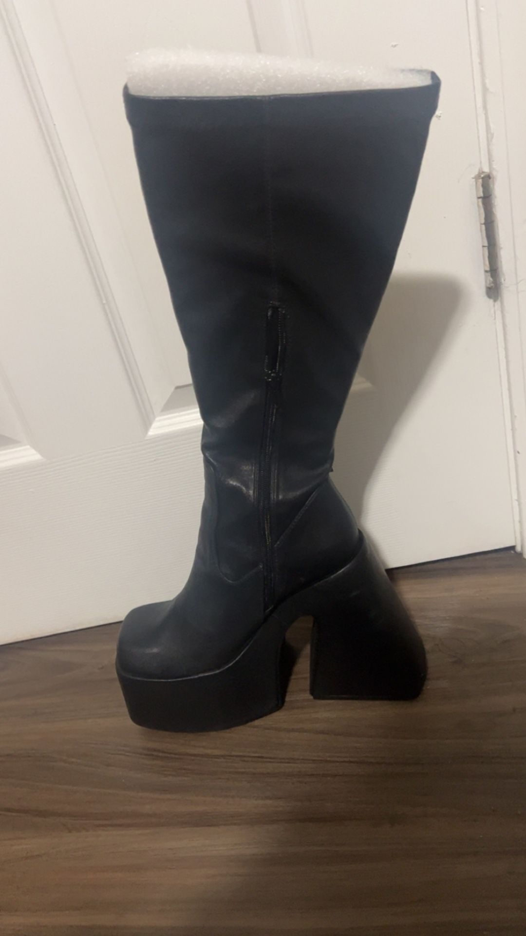 Bratz platform black boots