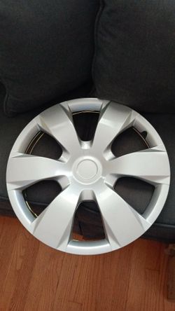 Toyota Camry Hubcap