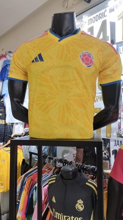 Camisetas y gorras  AAA selección Colombia  gorras