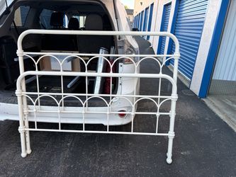 Shabby chic metal queen bed frame