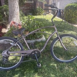 26’ Electra beach cruiser in great shape