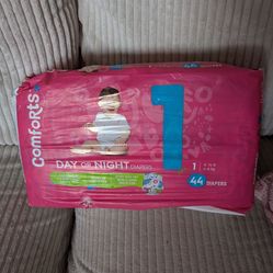 Diapers baby size 1 comforts 44 diapers
