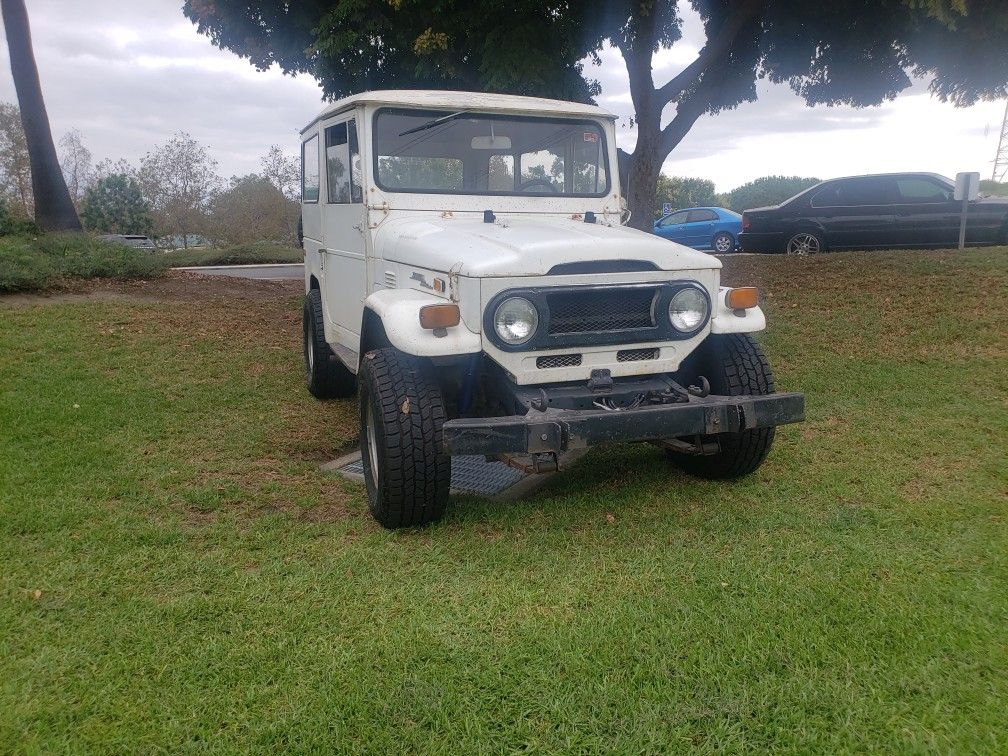 FJ40 Landcruiser 1972