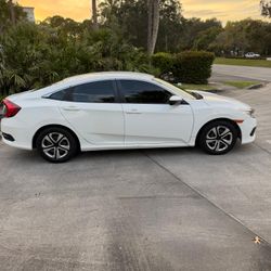 2017 HONDA CIVIC LX 123,000 MILLAS