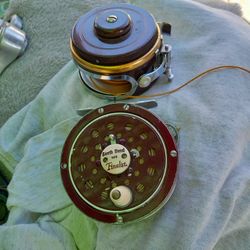 Fly Fishing Reel 2 Diff 1950s Vintage Fly Rod Reels Fishing Lures