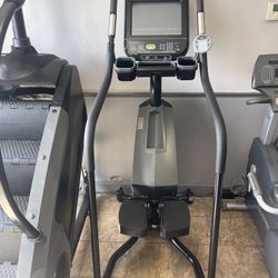 StairMaster Series 8 FresClimber with 15 inch Touch Screen TV. Commercial Gym Equipment.