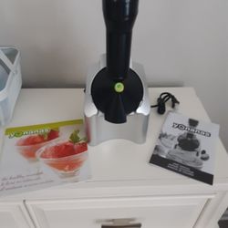 BRAND NEW YANANA YOGURT/DESSERT MAKER