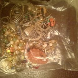 QT. Sz Bag Of Assorted WEARABLE jewelry