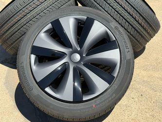 FREE DELIVERY (4) 2025 Tesla Model S 19" Tempest OEM Wheels Rims CAPS Continental Tire 100% SENSORS