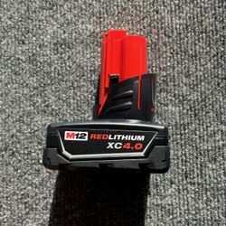 Milwaukee 4.0 Battery
