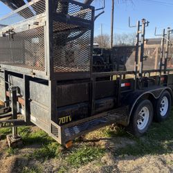 Tengo Esta Trayla  Para Las Yardas  Vien  Equipada Para Las Yardas  Mide 12 X 7  Tine Su Titolo $ 3500