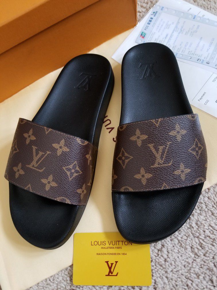 Louis Vuitton x Supreme LV Monogram Leather Slides - Black Sandals