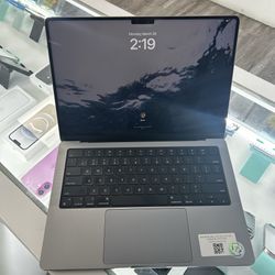 Macbook pro 14 inch 2021 m1
