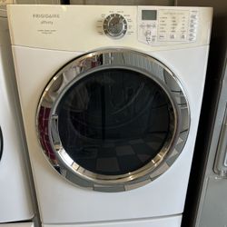 Frigidaire Electric Dryer With Pedestal( Delivery Available)