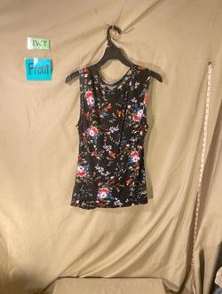 A New Day Women's Black Floral Tank Top Size Large NWT