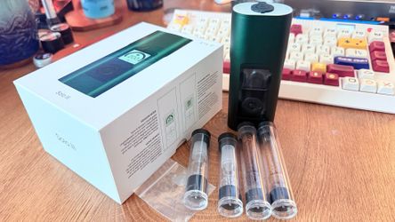 Arizer Solo 3 (Very New)