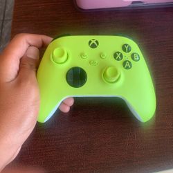 X BOX controller Working Negotiable 