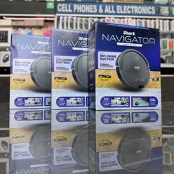 Shark Navigator Robot Vacuum ((Take It Home In Payments/ llévatelo a casa en pagos)
