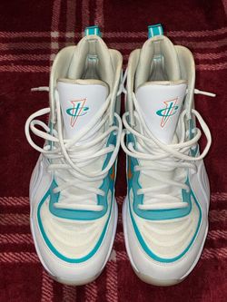 Lebrons for sale (9.5)