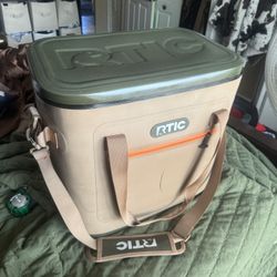 Rtic Cooler 40 Can Capacity   