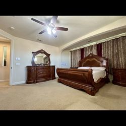 Cal King Michael Amini CortinaBed Set