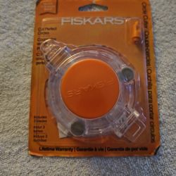 Fiskers Circle Cutter $10