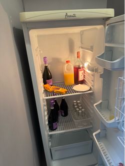 Refrigerator medium