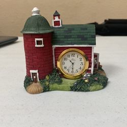 Farmhouse clock model
