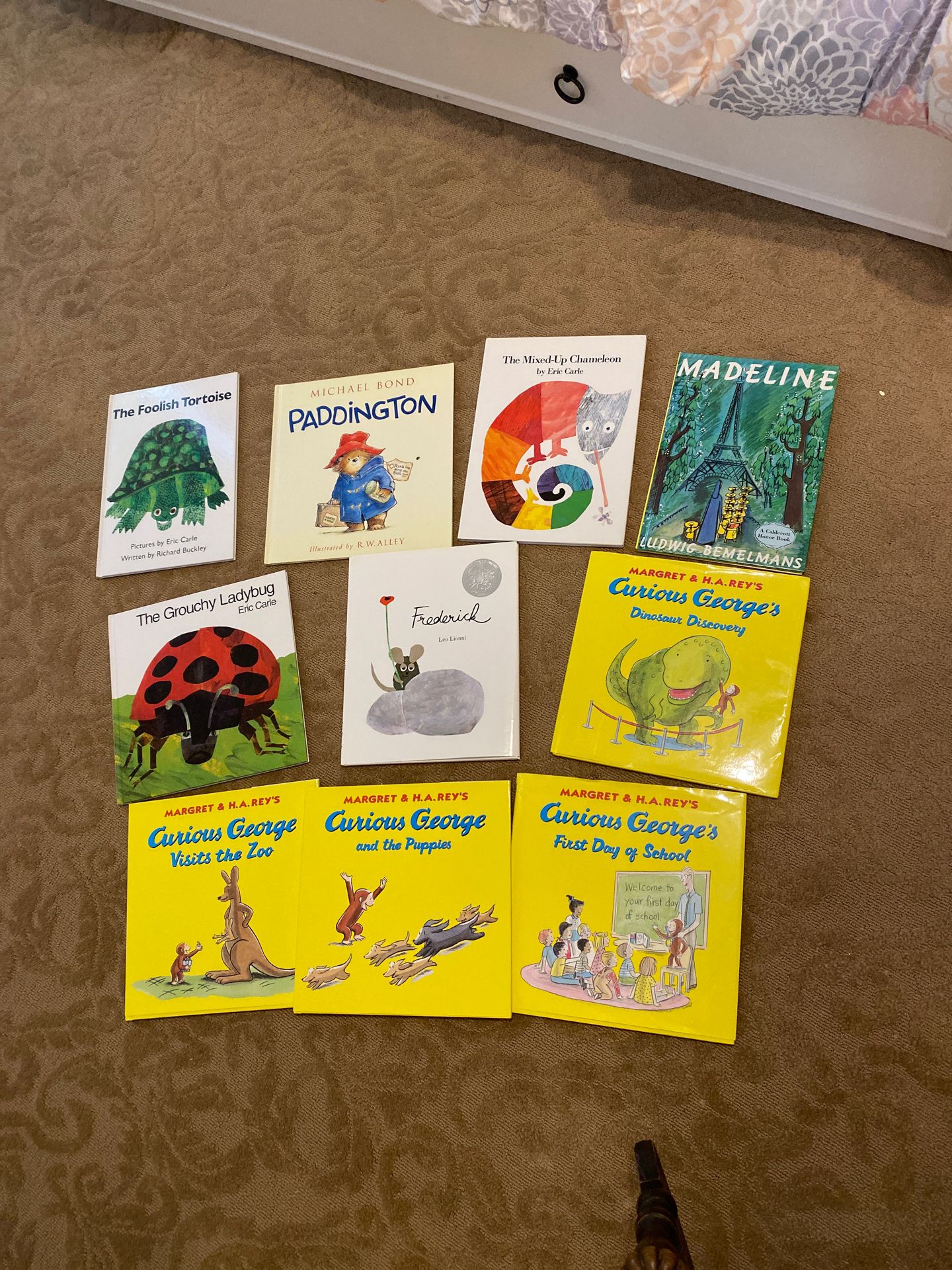 Set of 10 hardback kids books