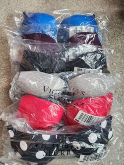 PINK Bras 32C