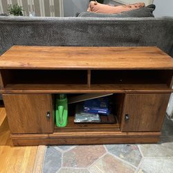 Wood Tv Stand NEED GONE THIS WEEKEND 