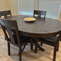 Dining Table/ Adjustable 