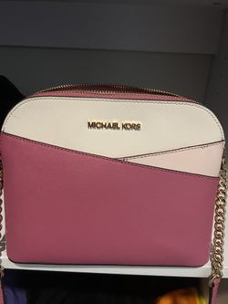 mK Cross body 