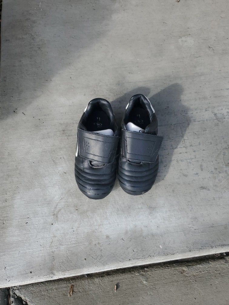 Size 11 Kids Soccer Shoes