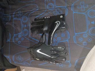 Nike vapor gloves