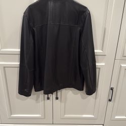 Black Lightweight LeatherJacket with Full-Length Zipper and Stand-Up Collar