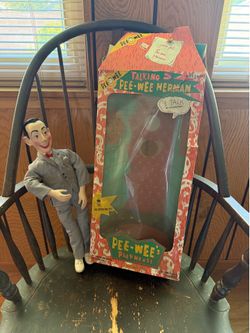 COLLECTIBLE TALKING PEE WEE HERMAN