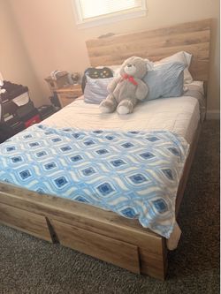 Full size bedroom set
