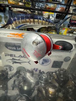(Murrieta) Accurate Valiant 500  two speed Gen 1 fishing reel.