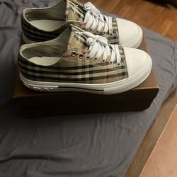 Burberry Shoes