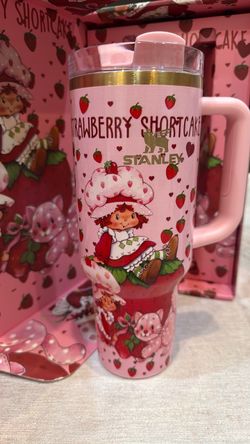 Stanley Strawberry Shortcake Quencher H2.0 Tumbler 40oz