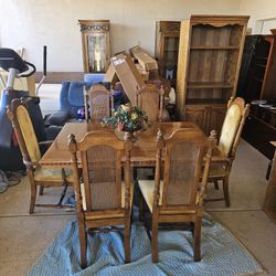 Antique Solid Wood Dining Room Set With Two Extra Leaves