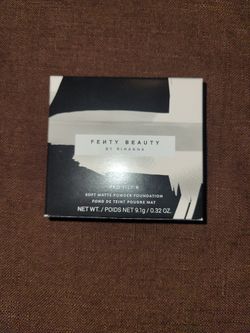 Fenty Powder Foundation - Shade 190