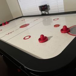 Air Hockey Table