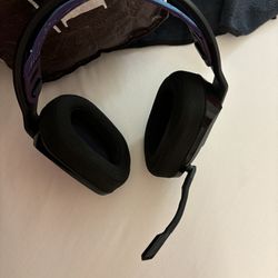 Logitech G535 wireless headphones (Lightspeed)
