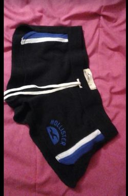 Hollister short