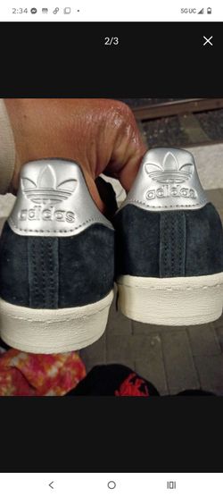 Adidas size 9.5 mens