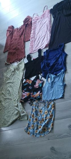 Clothes bundle size S M