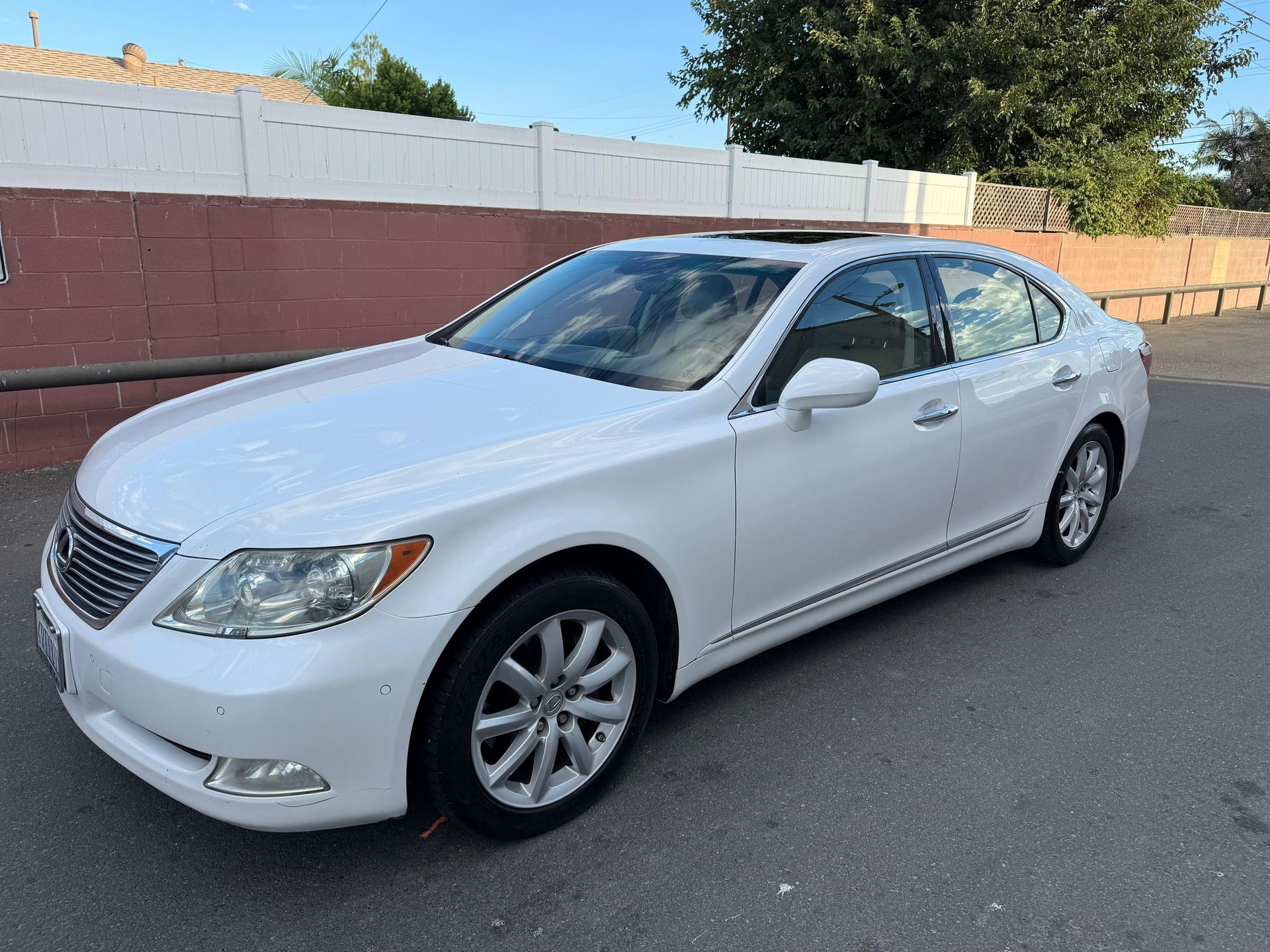 2007 Lexus LS 460