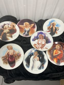Marilyn Monroe Porcelain Plate Collection